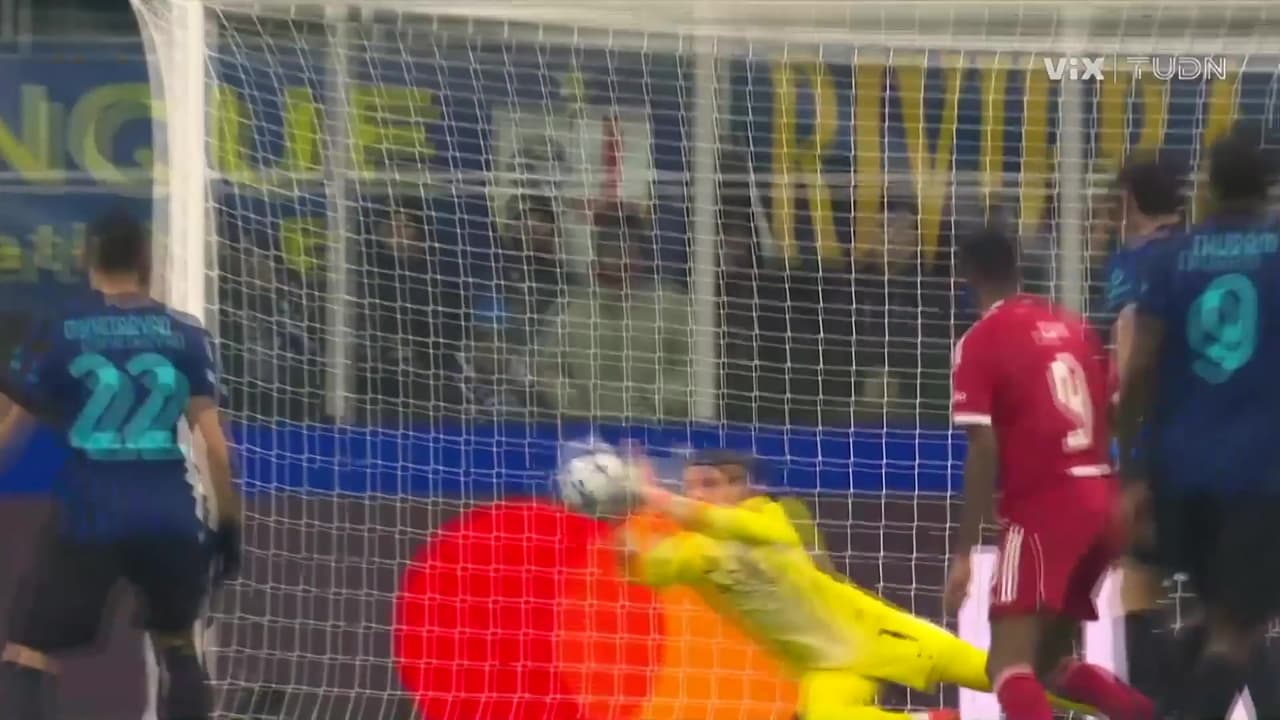 ¡Pónganle una estatua a Sommer! Doble atajada del suizo