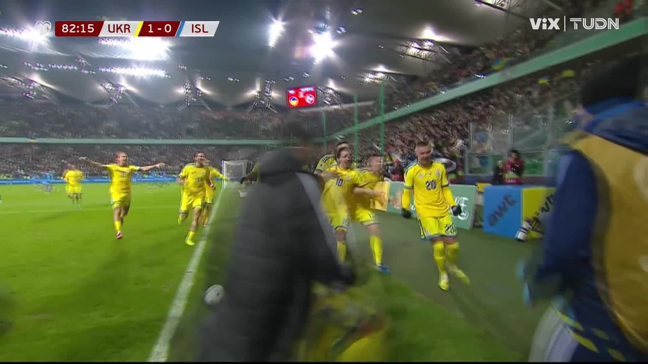¡Se cae el estadio! Golazo de Ucrania Zubkov pone el 1-0