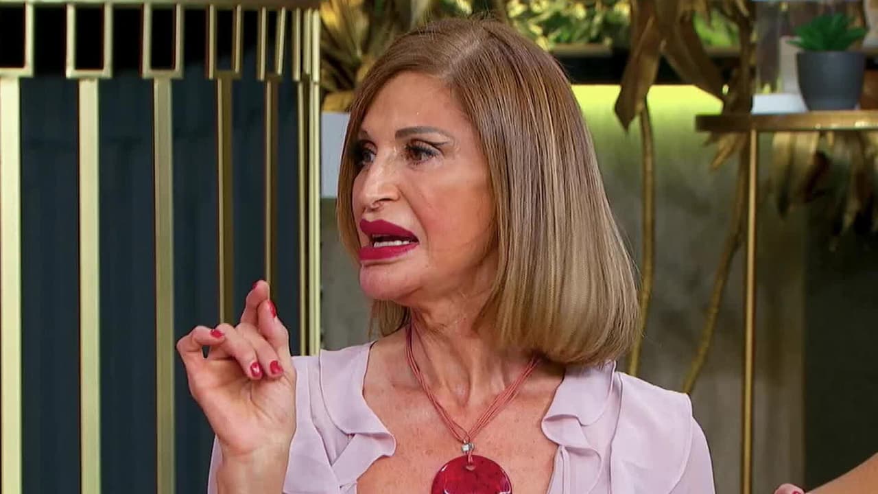 Alejandra Bogue revela cómo vivió su transición de género