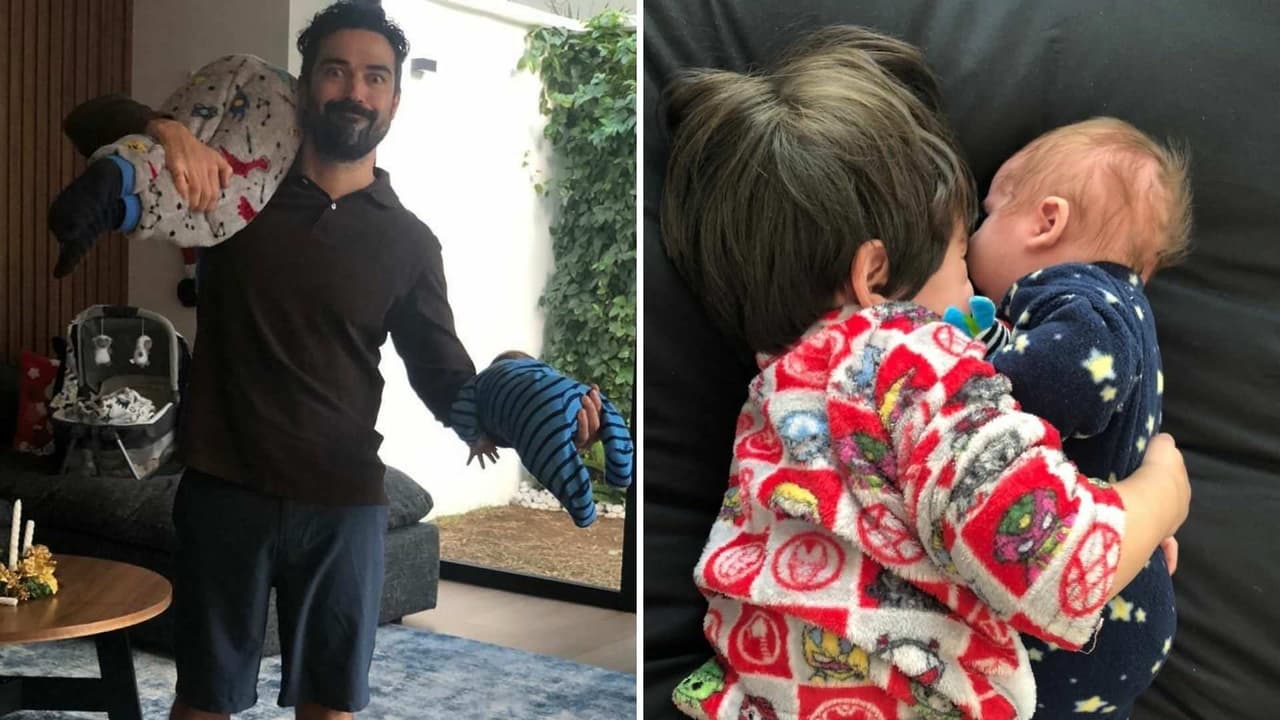 Alfonso Herrera cacha a sus hijos teniendo una ‘plática de hermanos’ y el momento enternece a sus seguidores