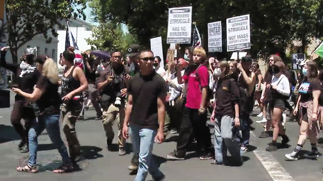 ¿Quieres participar en una manifestación? Conoce tus derechos en California
