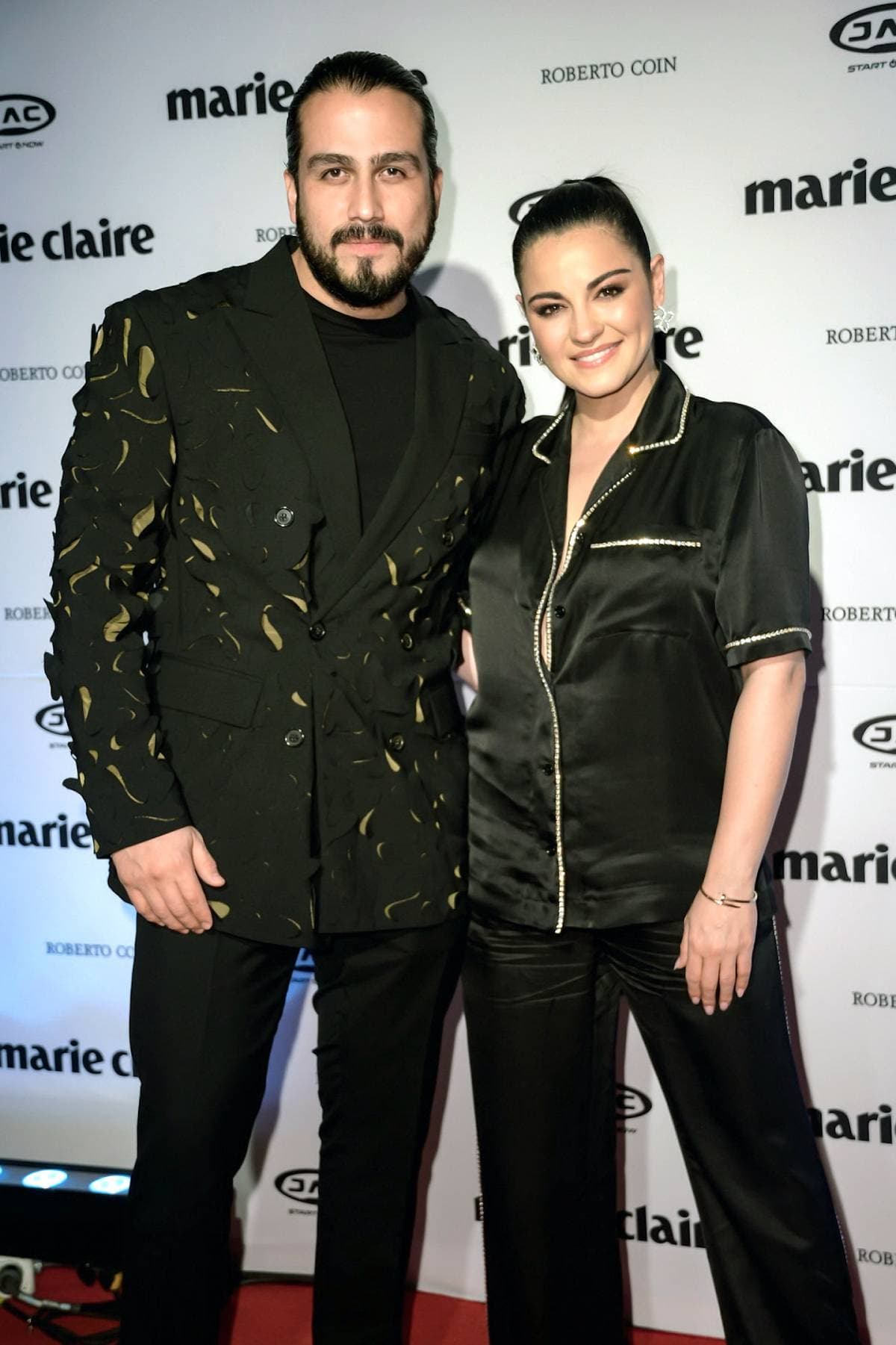 Maite Perroni fue captada con misteriosa pancita, ¿espera bebé?
