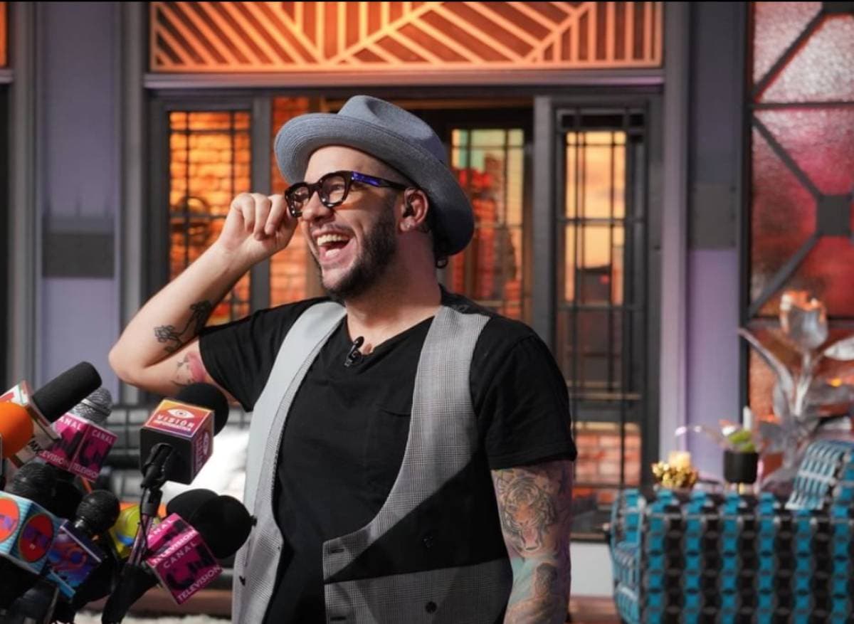 Marcus Ornelas y Ulises de la Torre te harán reír con sus confesiones en ’Faisy Nights’