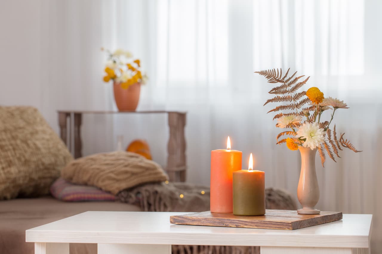 Qué color de vela tienes que encender según tu signo.