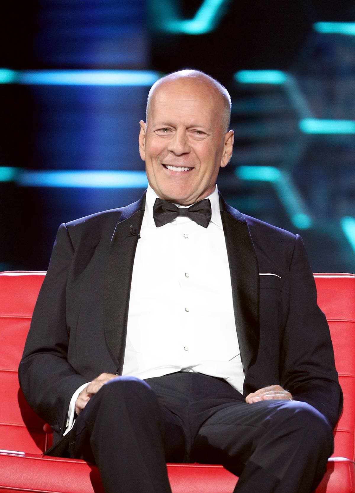 Bruce Willis visita edificio donde grabó ‘Duro de Matar’ hace 34 años