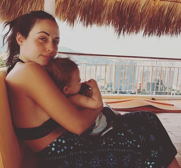 Luego le dieron la bienvenida a Luka Guerra Vega el 20 de mayo de 2019 en un parto en casa, al cual asistió Marimar, hermana de Vega.