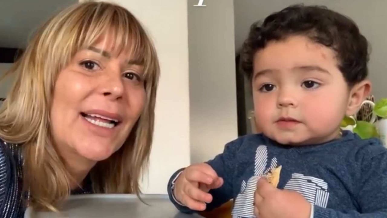 Alejandra Guzmán presume el gran amor que le tiene a su sobrinito, Apolo