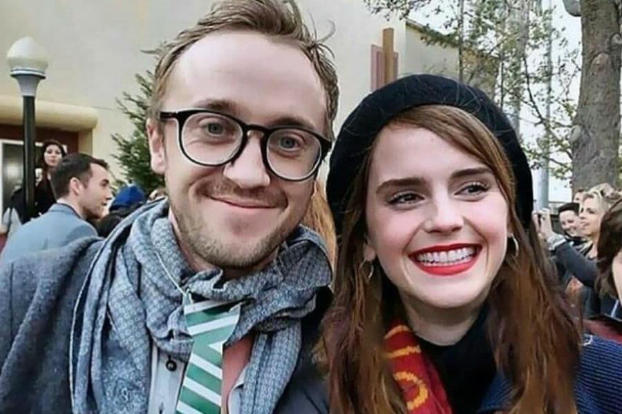 Se dice que el actor, quien interpretó al villano Draco Malfoy en Harry Potter, tiene dificultades para encontrar a alguien con quien conectarse. Incluso se ha dicho que ha recurrido a aplicaciones para hallar pareja.
