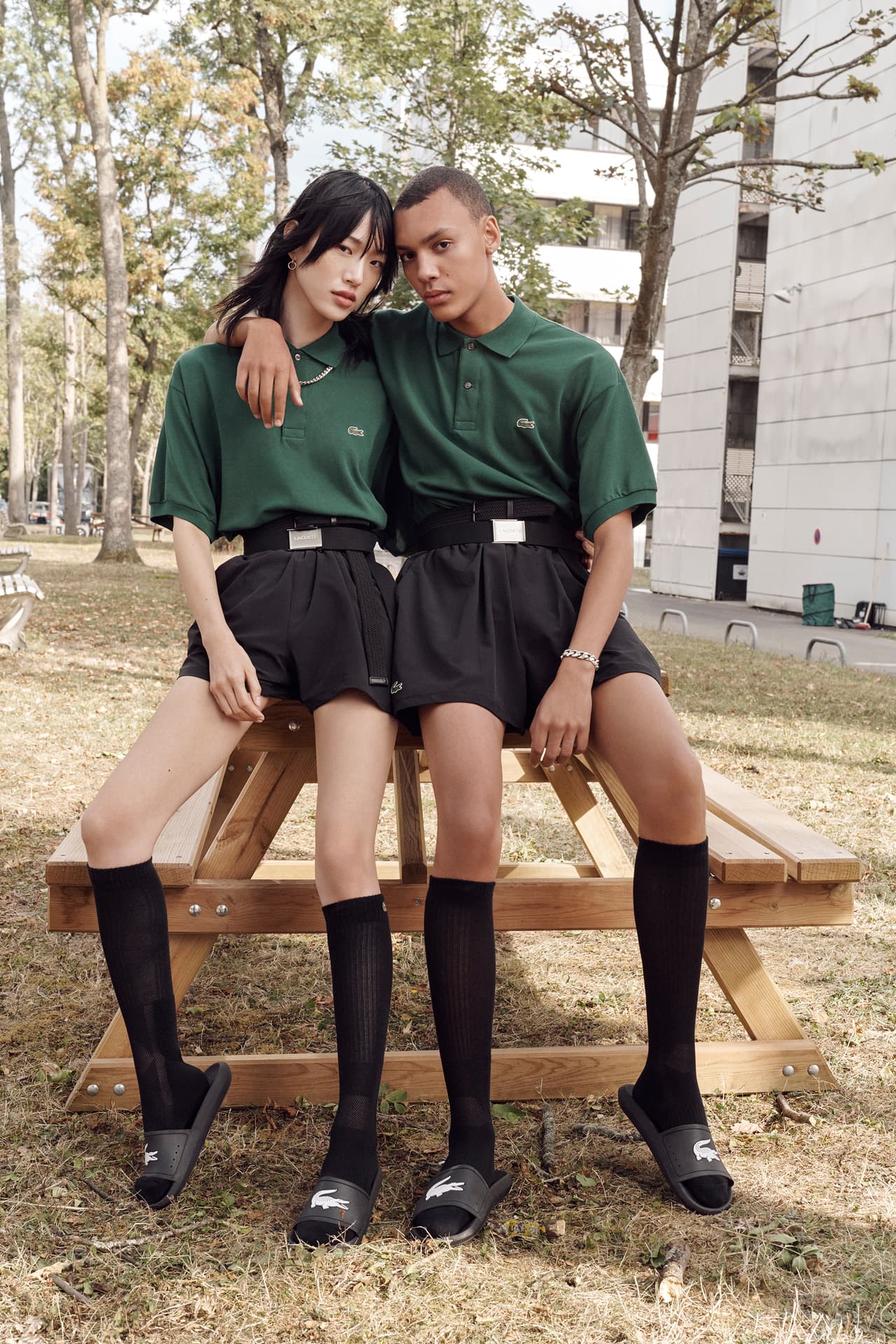 La polo demuestra que es un clásico del guardarropa que nunca pasará de moda.