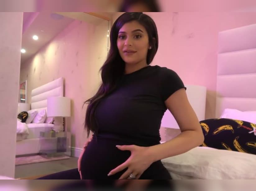 Kylie Jenner está embarazada por segunda vez; lo confirma con tierno video