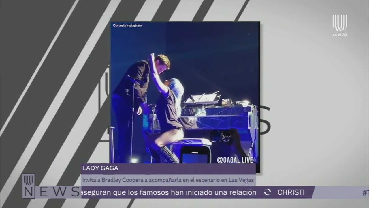 Bradley Cooper sorprende a Lady Gaga en el escenario