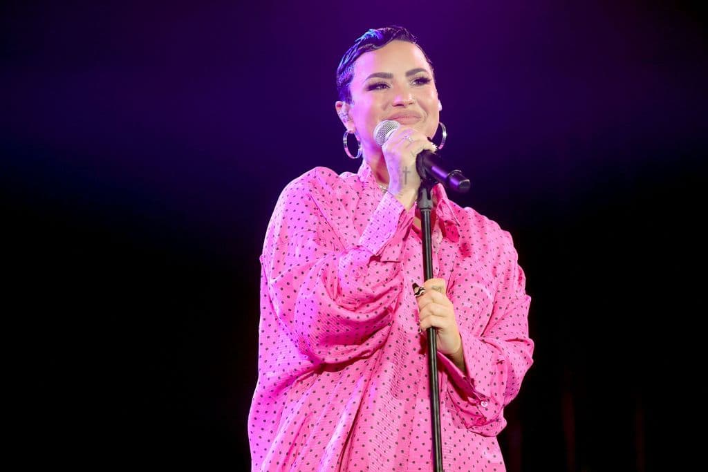 Demi Lovato se sincera sobre cómo descubrió que es no binarie