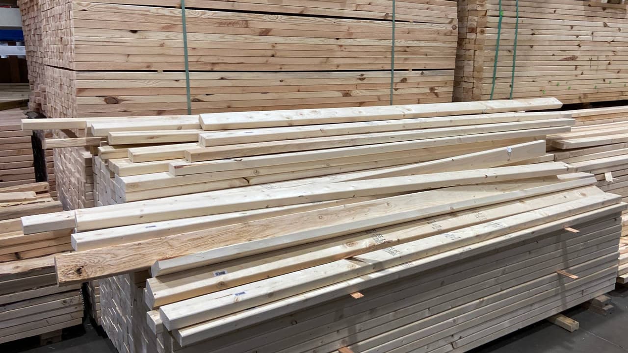 Entran en vigor nuevos aranceles para la madera importada: ¿cómo afecta tu bolsillo?