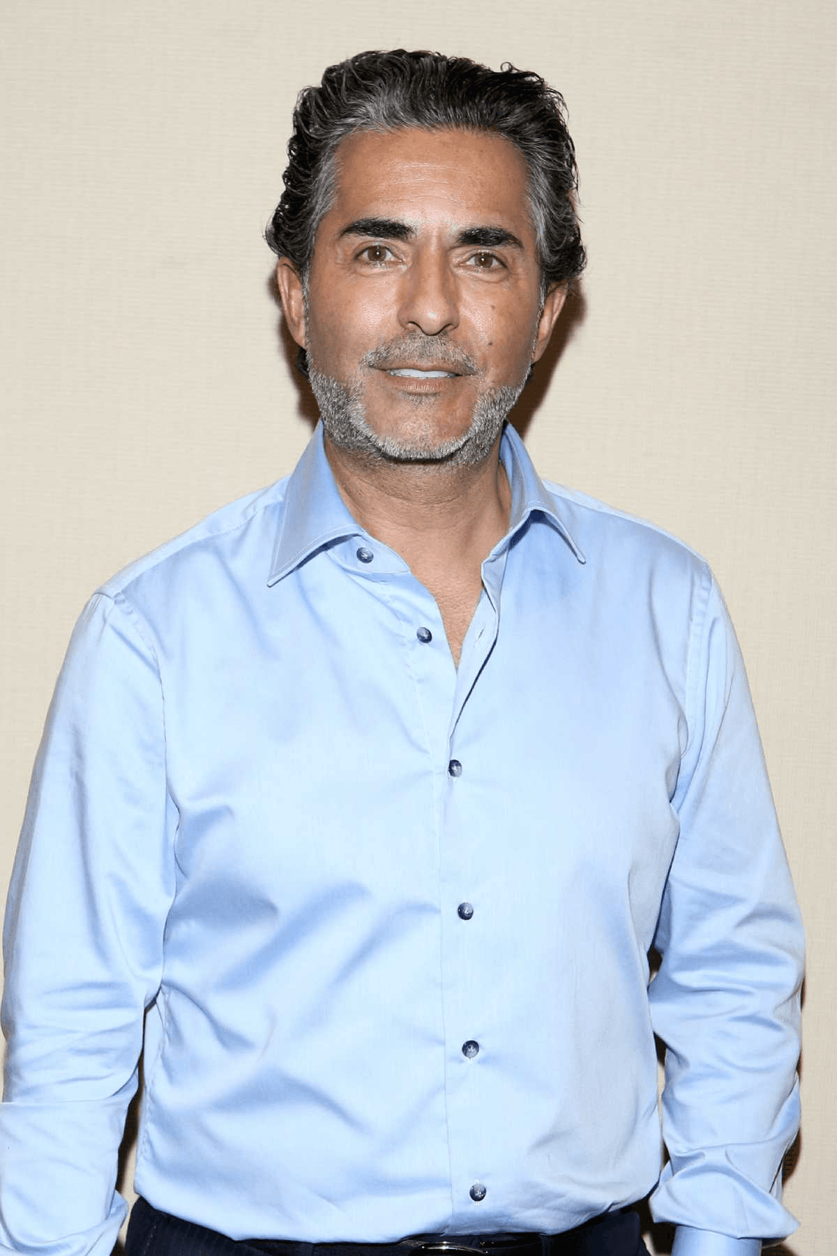 Raúl Araiza publica foto de su niñez y recuerda sus inicios en la actuación