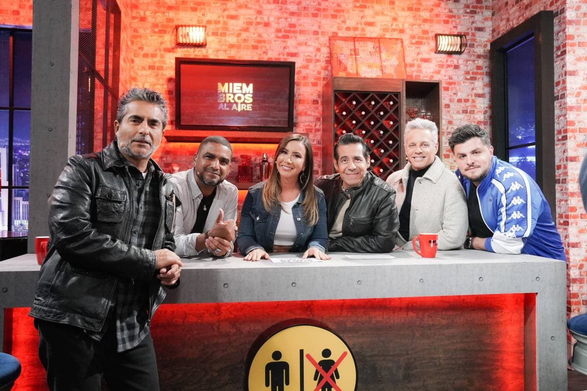 Alexis Ayala y los conductores de ‘Miembros al aire’ confesarán cómo fue su primera vez