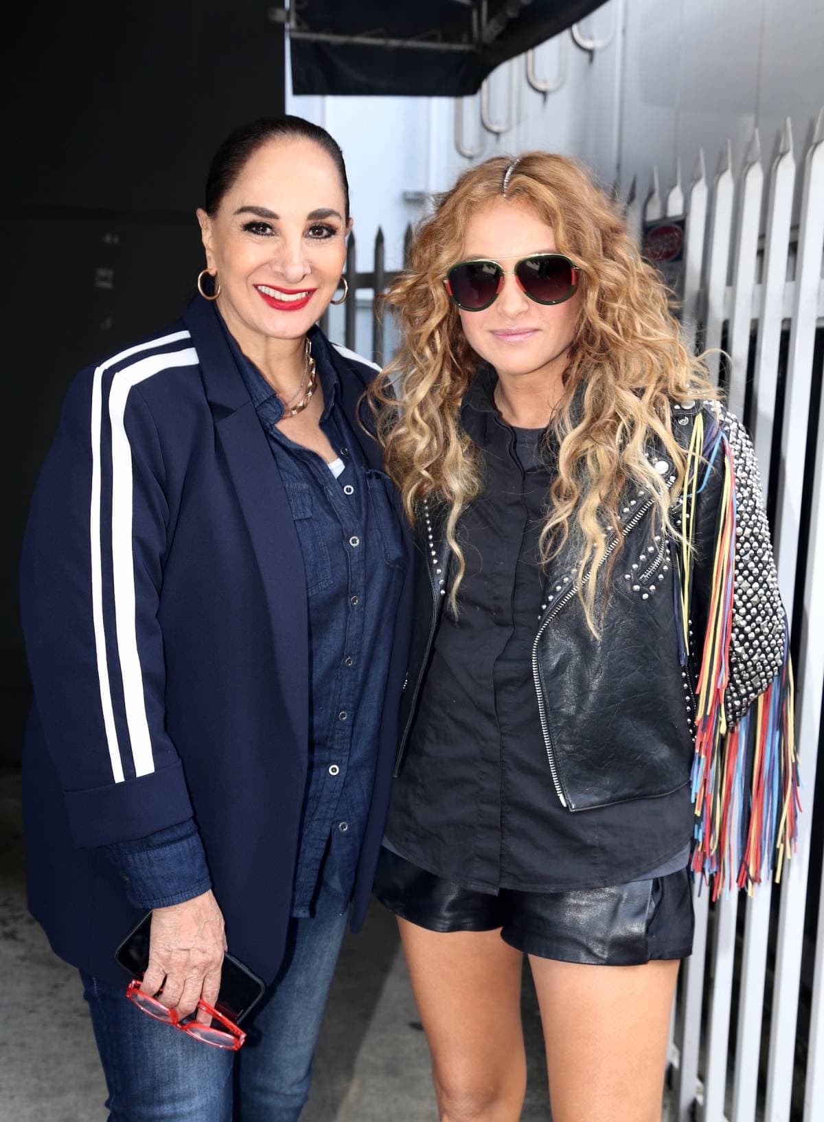 Paulina Rubio le envía mensaje de apoyo a su mamá, quien tiene cáncer