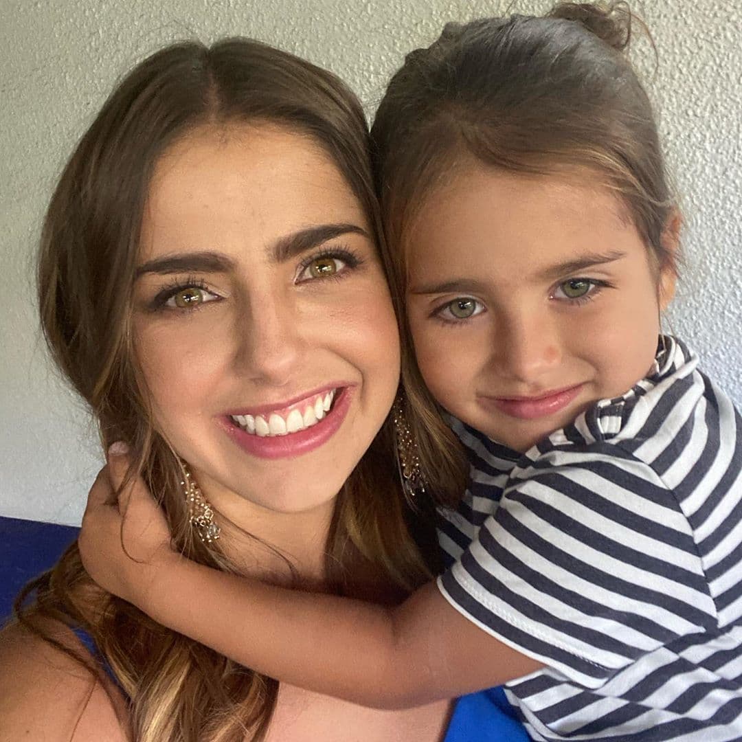 Michelle Renaud comparte videos de su parto en casa