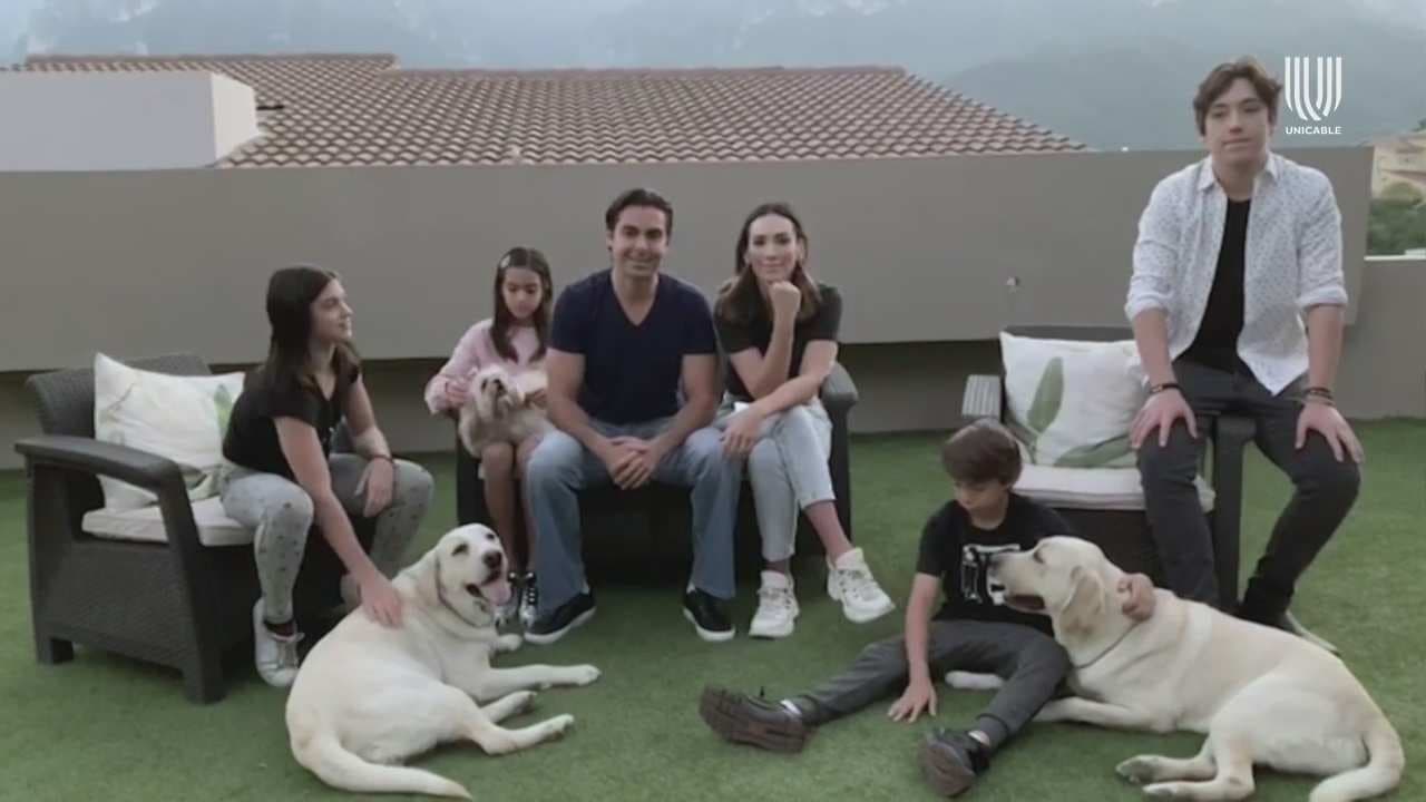 Ernesto D’Alessio y su familia presentan a sus tres mascotas: Lex, Spider y Lola