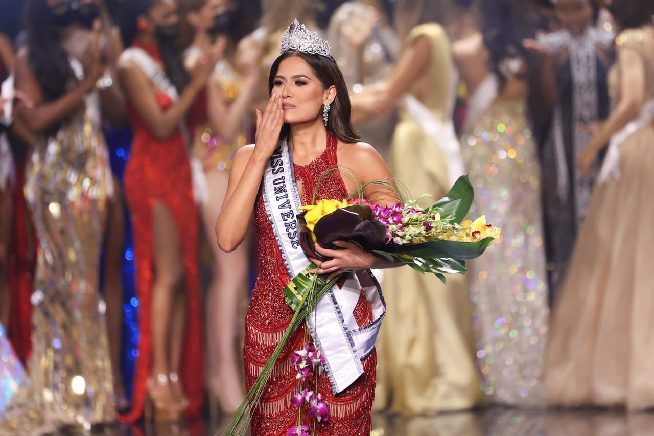 Por esta foto inició el rumor de que Andrea Meza podría perder la corona de Miss Universo 2021