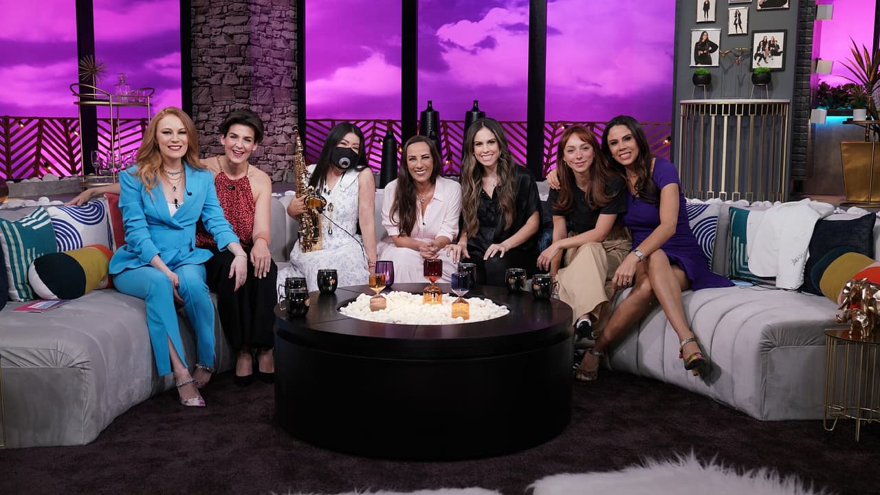 Las 'Netas Divinas' reciben a María Elena Ríos y ella comparte su historia de lucha tras el ataque que sufrió