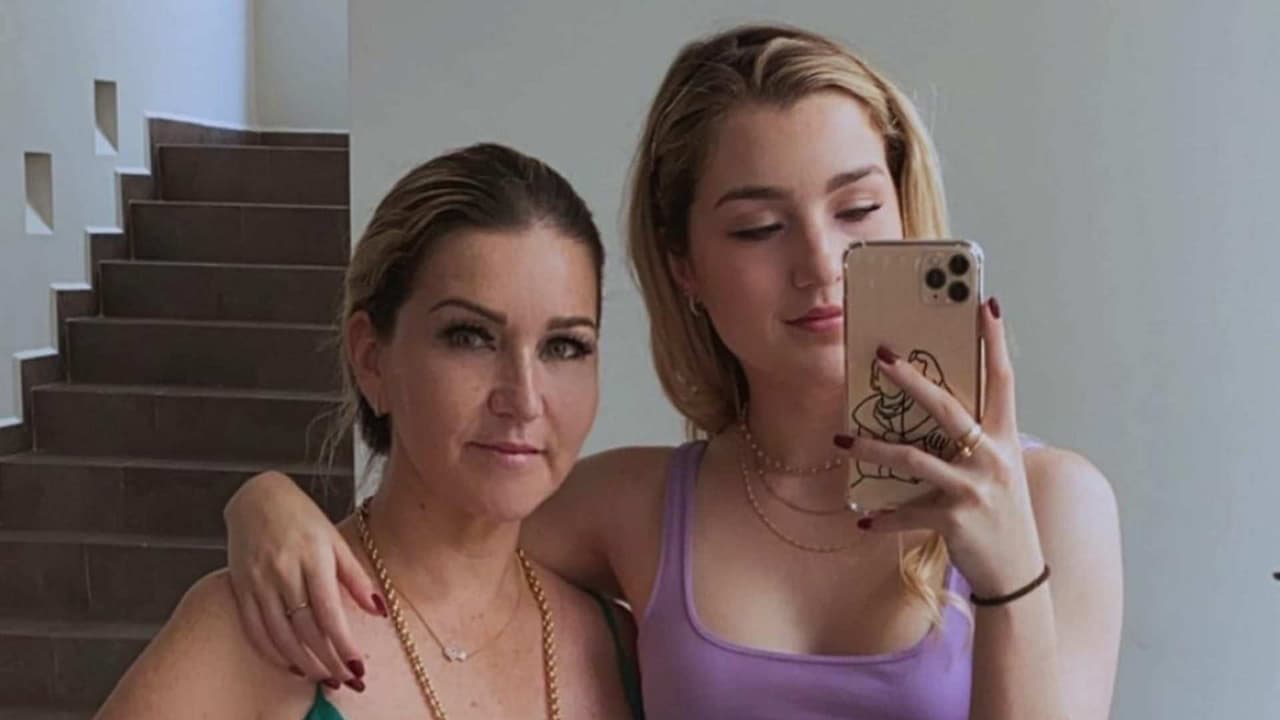 Melenie, hija de Alicia Villarreal, asombra al mostrar que heredó el talento de su madre para cantar