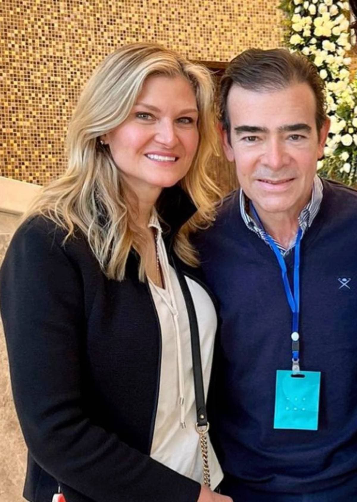 Toño Mauri y Carla Alemán celebran 30 años de casados