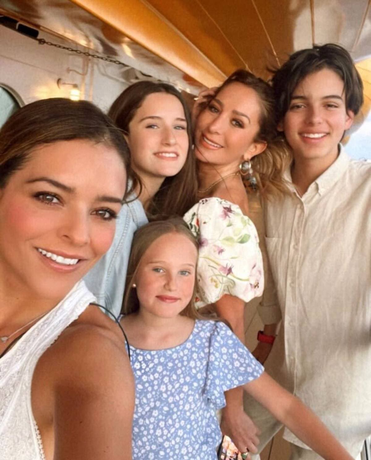Grettell Valdez y Geraldine Bazán están disfrutando con sus hijos un crucero de Disney