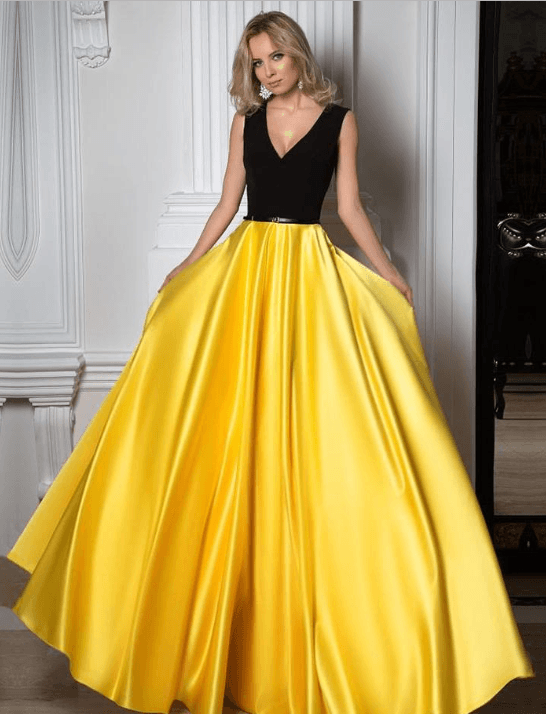 El corte de faldas tipo A siguen siendo tendencia pero este año el estilo es bicrómatico, es decir dos colores, por ejemplo, amarillo y negro.