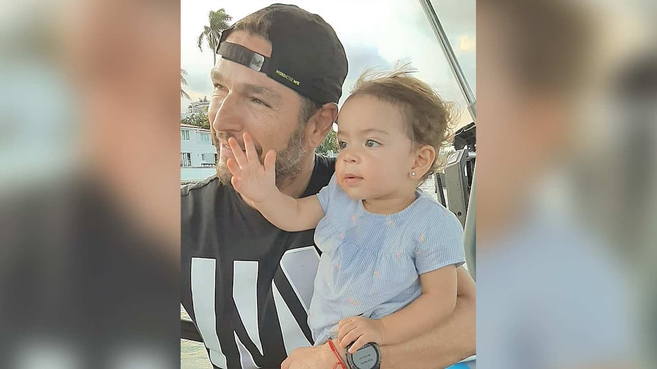 Paula, una de las mellizas de Jacky Bracamontes, enamora con tiernos gestos