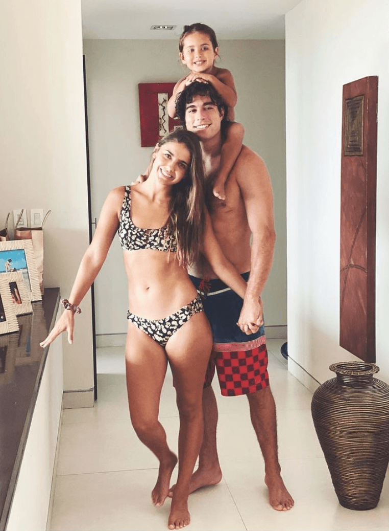 Desde que Michelle y Danilo se conocieron en la telenovela ‘Hijas de la Luna’, la artista llevaba a las grabaciones del melodrama al pequeño, por lo que el niño convivió con él desde antes de que se iniciara el romance.