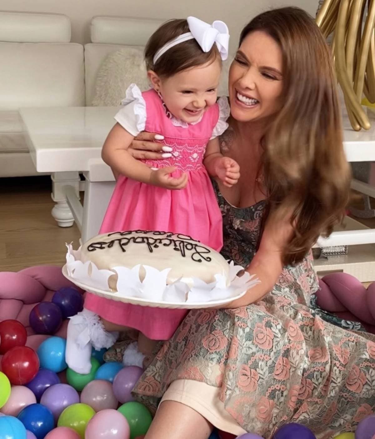 Marlene Favela celebra los dos años de su hija Bella