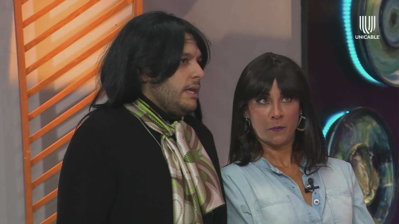 Consuelo Duval revive a su personaje Sisi y pone a reír a las 'Netas' junto a Paco de Miguel