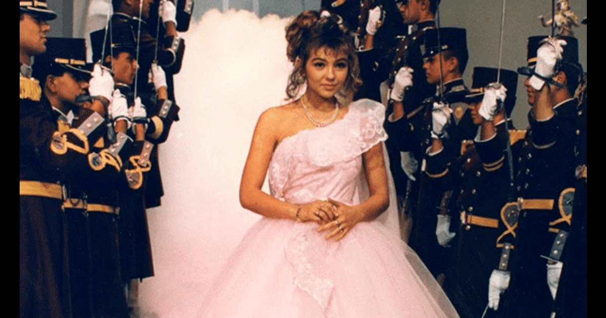 Thalía tenía 16 años cuando hizo ese papel, tres años más que su hija, ahora que las señalan idénticas.