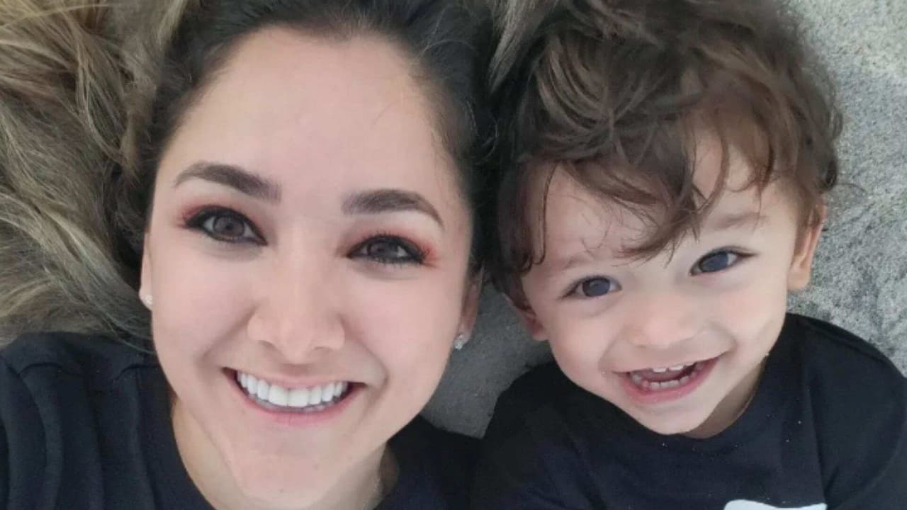 A Sherlyn no le importa que André juegue con muñecas y se vista de rosa