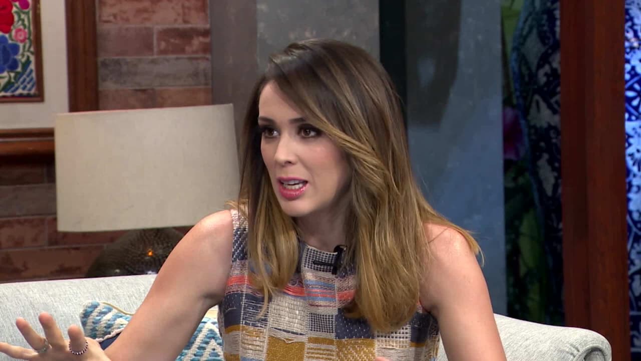 Jacky Bracamontes revela en Netas Divinas todo sobre sus deseos de operarse el busto