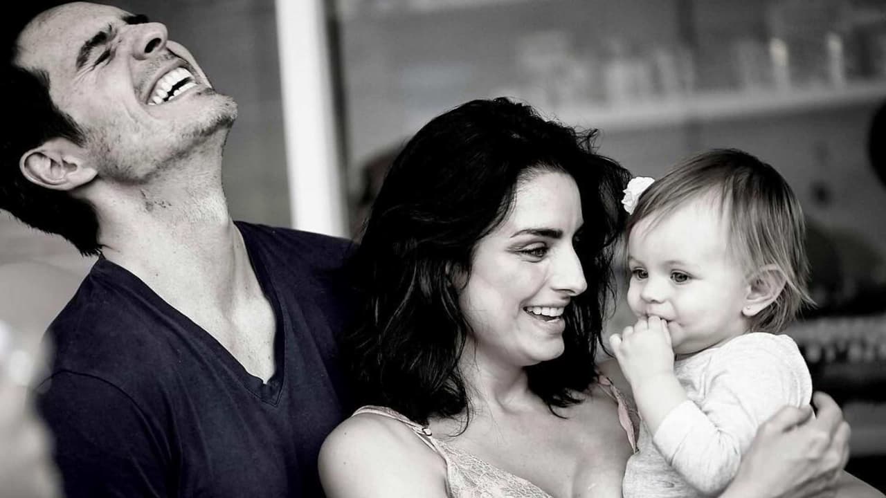 Video: Aislinn Derbez y Mauricio Ochmann hacen ejercicio junto a su hija Kailani esta cuarentena