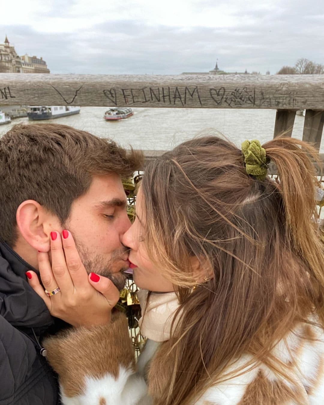 Paulina Goto comparte romántica foto con su novio Rodrigo Saval