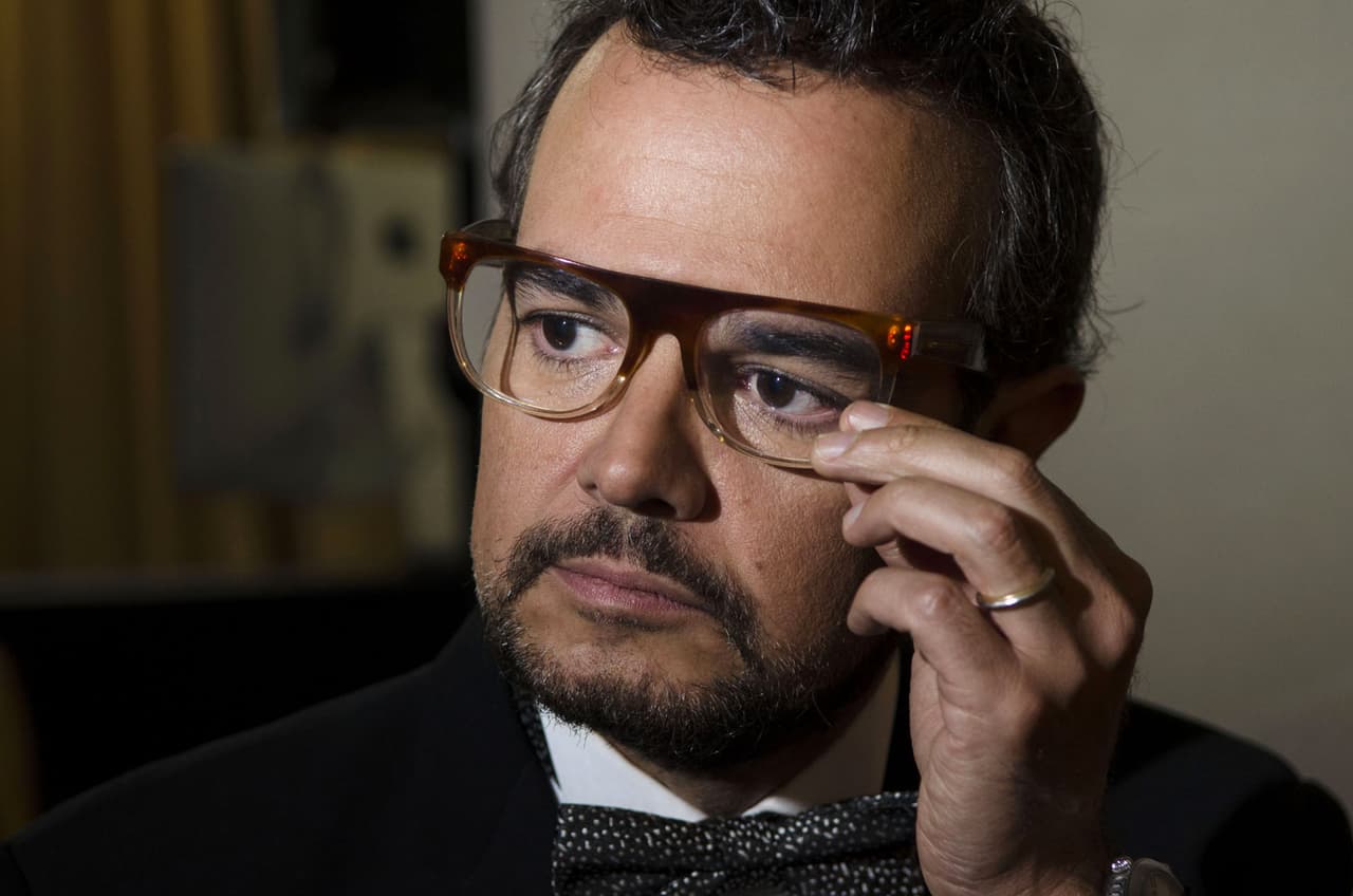 Aleks Syntek ataca de nuevo a Bad Bunny: “A eso no se le puede llamar música”