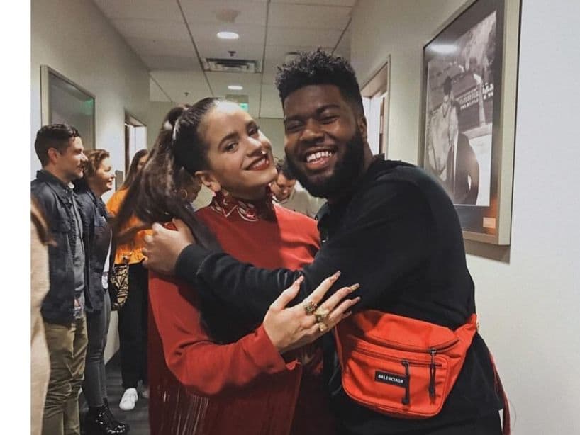 Khalid y Rosalía posaron juntos.