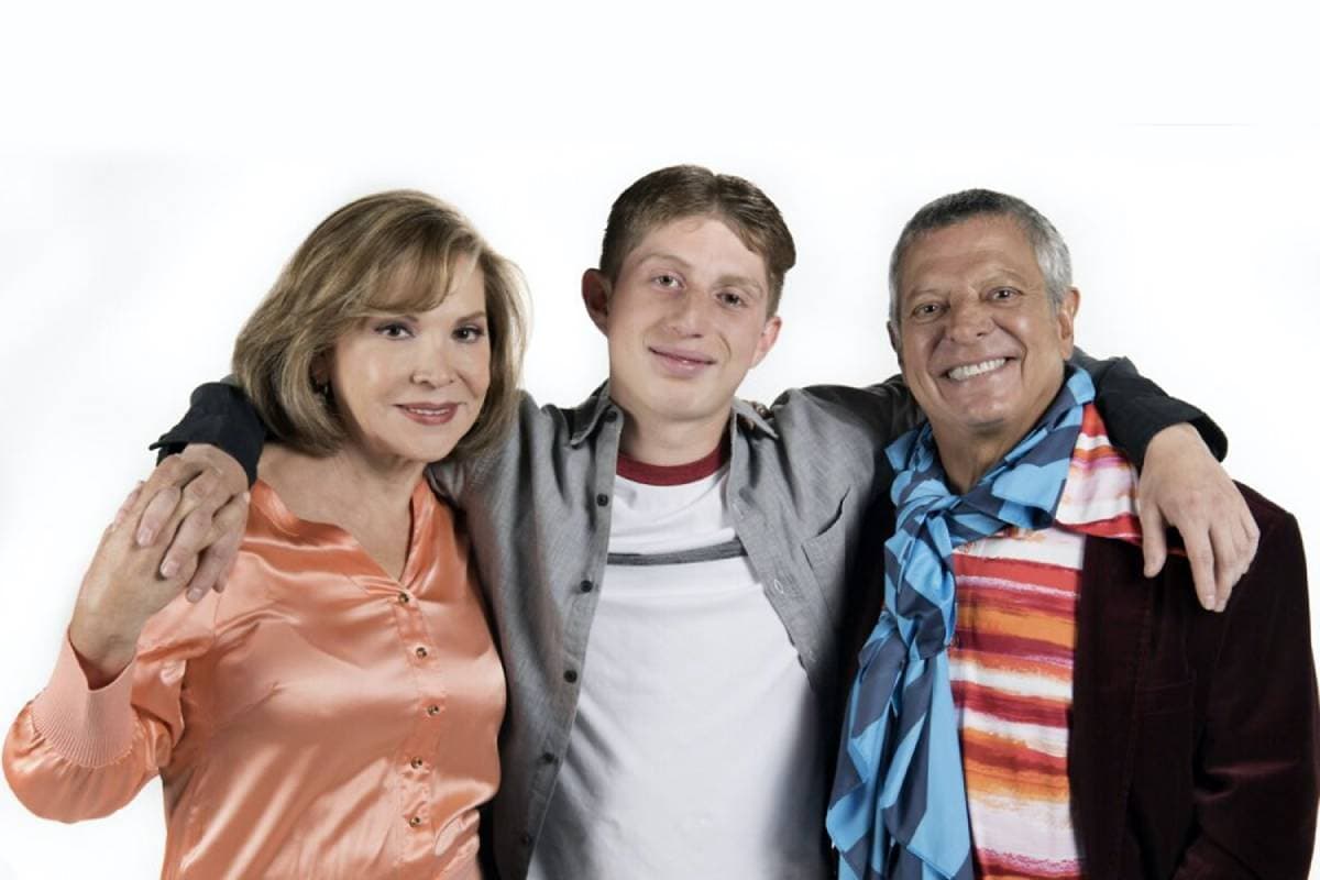 La familia de Octavio Ocaña visita el foro de ‘Vecinos’