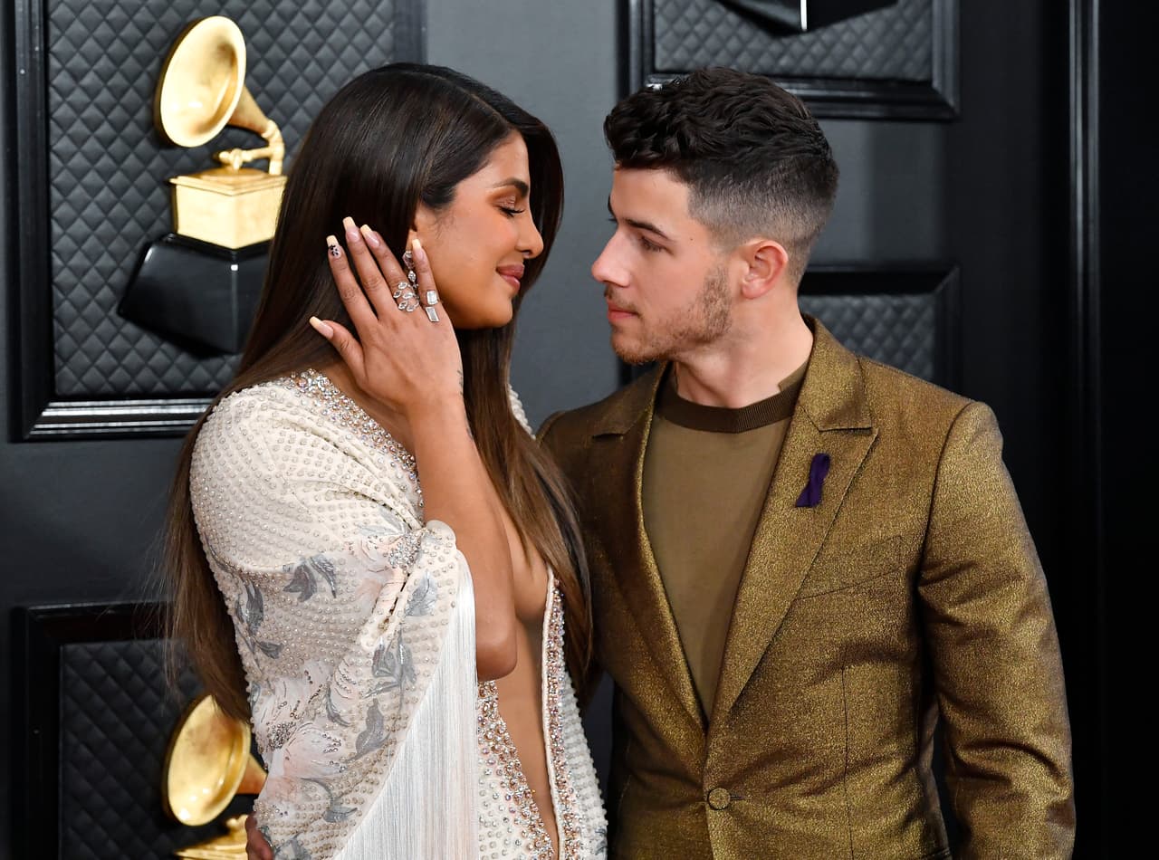 LOS ANGELES, CALIFORNIA - JANUARY 26: (L-R) Priyanka Chopra and Nick Jonas of music group Jonas Brothers attend the 62nd Annual GRAMMY Awards at STAPLES Center on January 26, 2020 in Los Angeles, California. (Photo by Frazer Harrison/Getty Images for The Recording Academy)