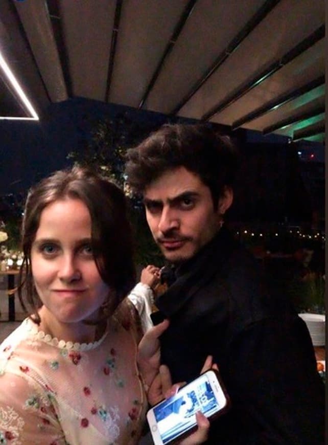 En diciembre de 2019, Natasha Dupeyron se casó con Yago Muñoz en un hotel del Centro Histórico de la Ciudad de México, en una ceremonia íntima. Esto se dio a semana y media de haber anunciado su compromiso con el rockero, con quien ya tenía 10 años de amistad y varios de noviazgo.