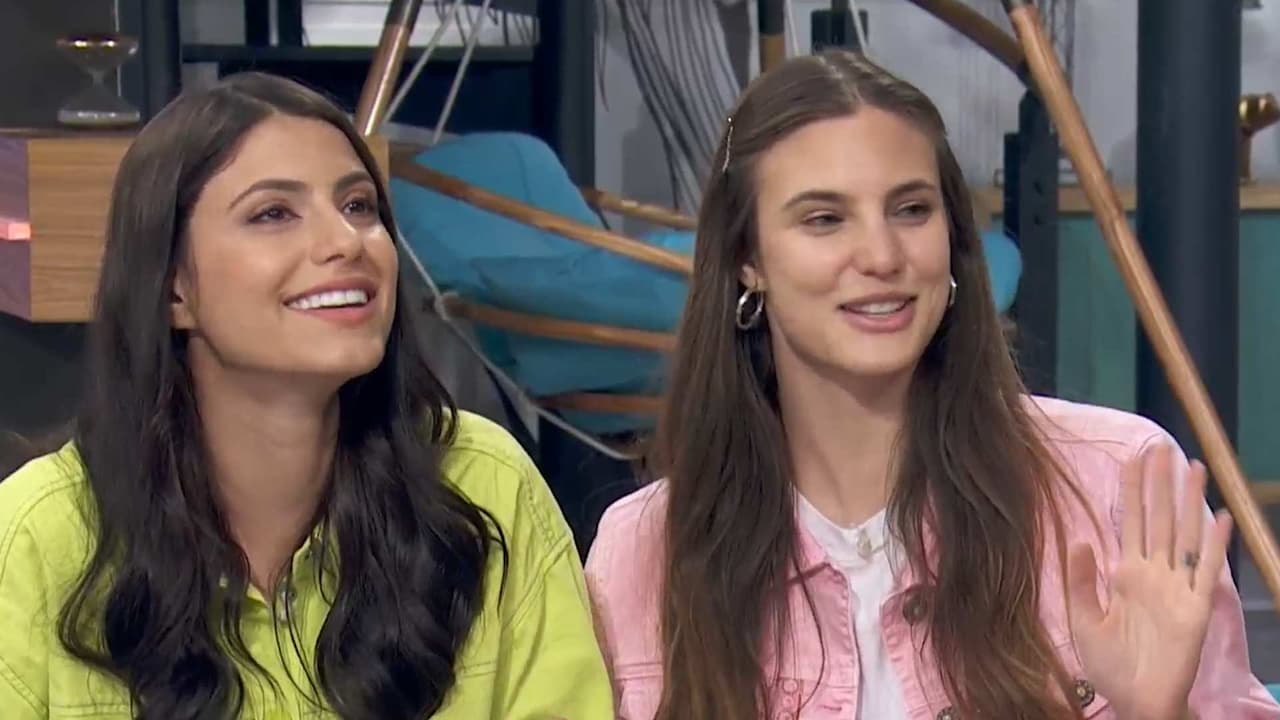 Confirmado: ¡se viene película y spin off de Juliantina!