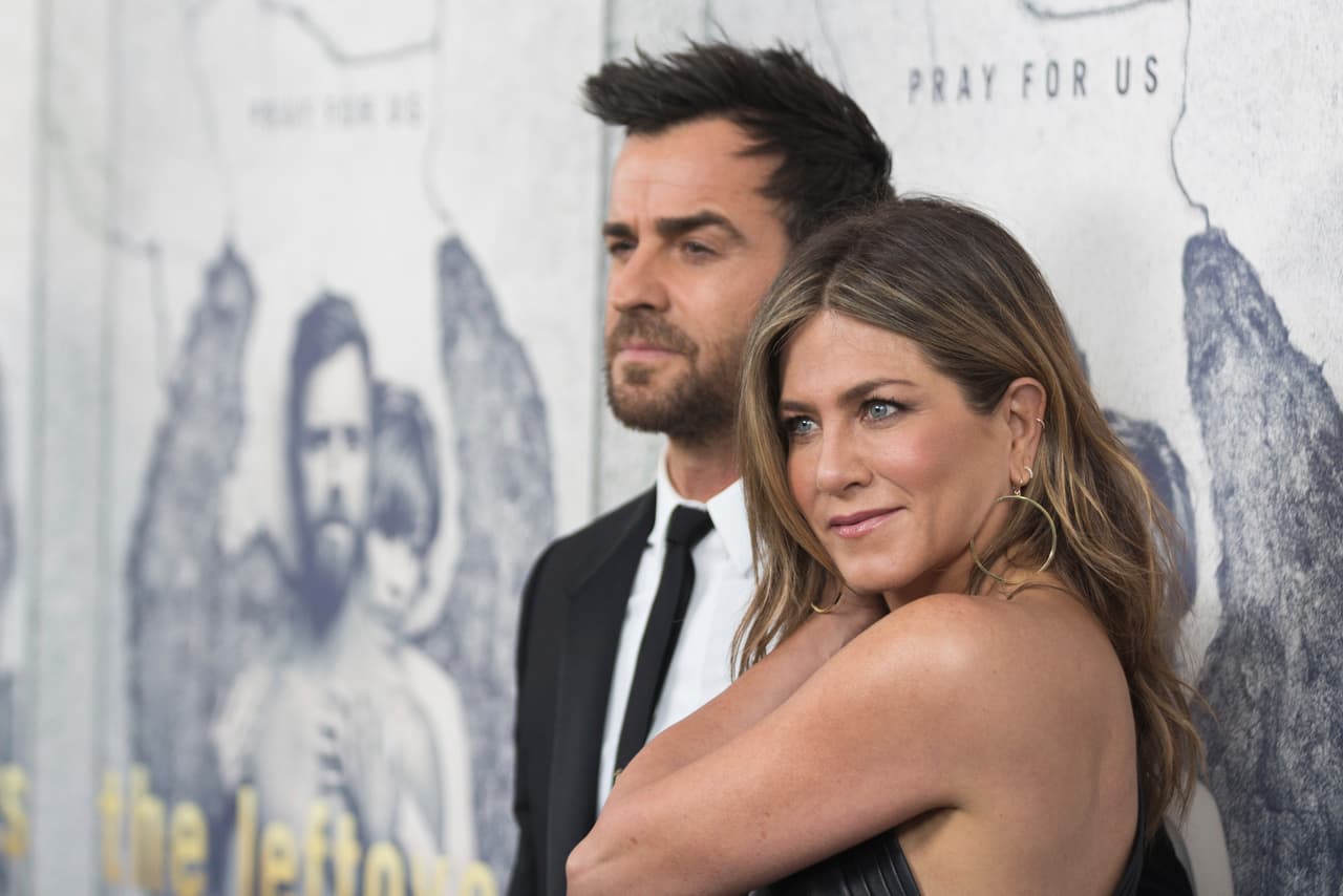 Jennifer Aniston, right, and Justin Theroux arrive at the LA Premiere of "The Leftovers" Season Three at Avalon Hollywood on Tuesday, April 4, 2017, in Los Angeles. (Photo by Willy Sanjuan/Invision/AP)