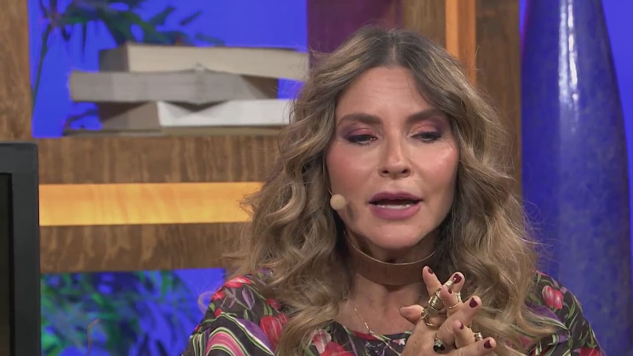 Issabela Camil cuenta que se distanció de su familia por las aspiraciones políticas de Sergio Mayer