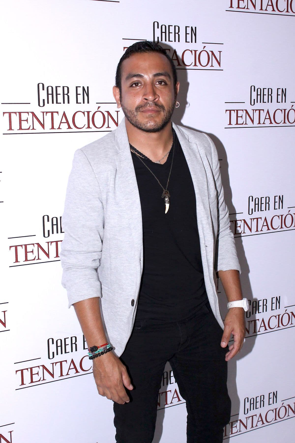 Luis Fernando Peña, actor de ‘Amarte duele’, anuncia el nacimiento de su hija