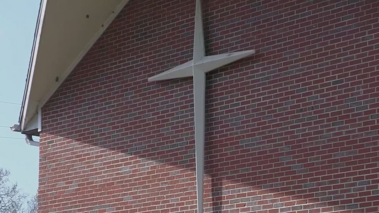 Adolescente hispano acusado de planear tiroteo en iglesia alarma a comunidad de Wimauma