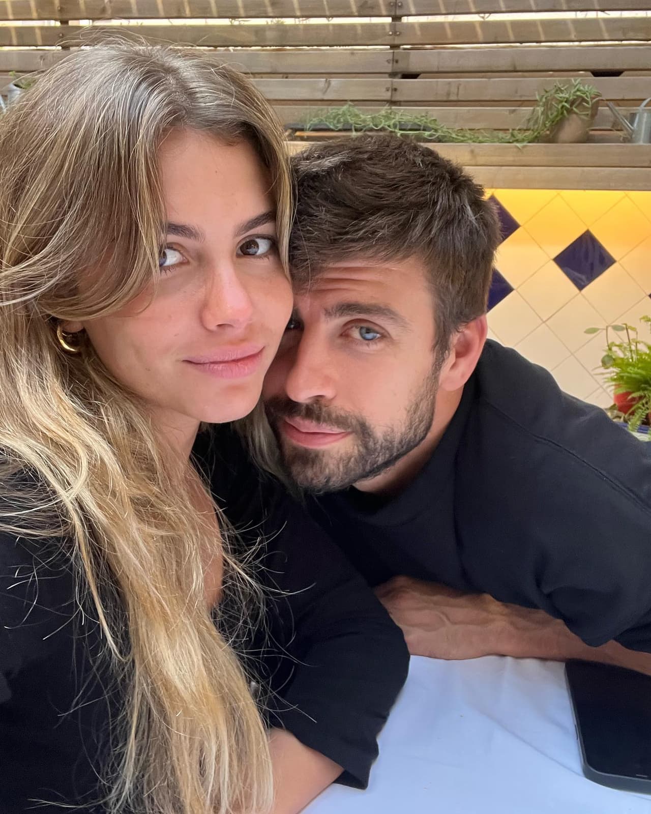 Así es como se verían los hijos de Gerard Piqué y Clara Chía según una IA