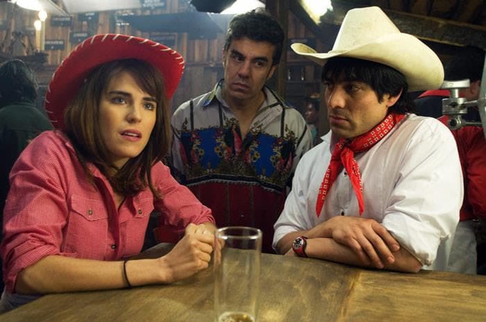 Así como en la película "Suave Patria" (2008).