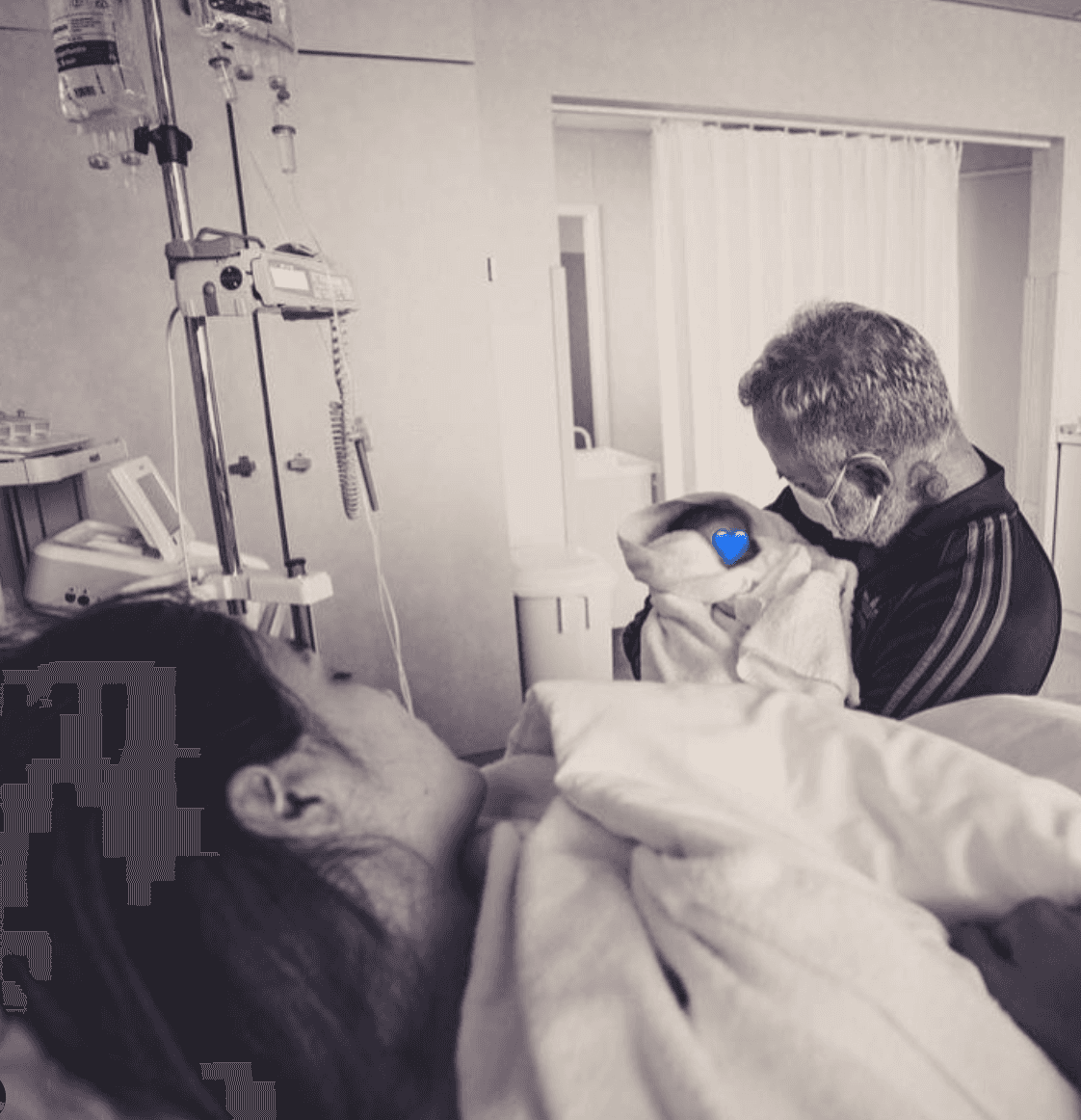 El 27 de este mes, anunciaron que el nacimiento de su bebecita a través de las redes sociales.
<br>
<br>"Ya está con nosotros... Sharon y yo estamos felices de compartir con ustedes que esta mañana, recibimos a nuestra hija, Blu Jerusalema Vacchi.
<br>Gracias a Dios está sana. Y ya la amamos más que a nuestras vidas. Gianluca y Sharon", escribió a sus millones de seguidores.